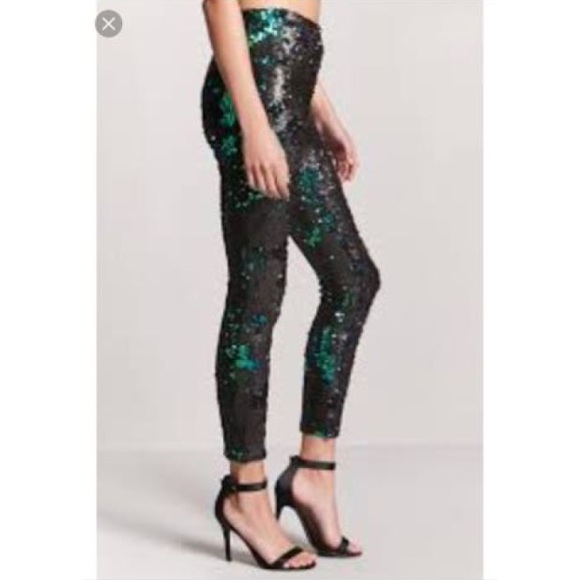 Nwt Forever 2 Mermaid Greenblack Sequin 